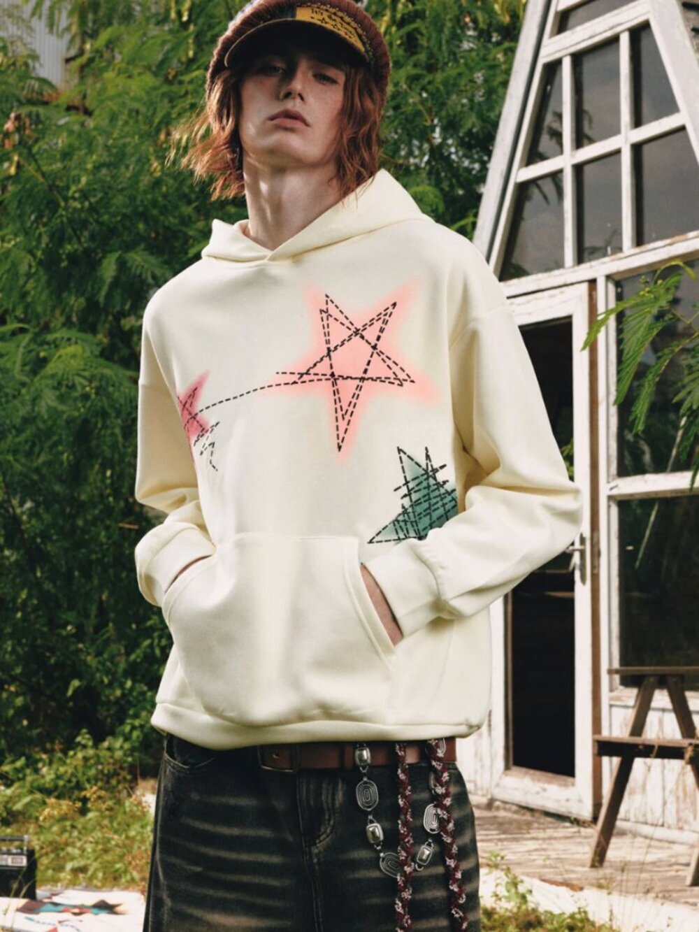 Aelfric Eden Unisex Graffiti Star Graphic Pullover Hoodie